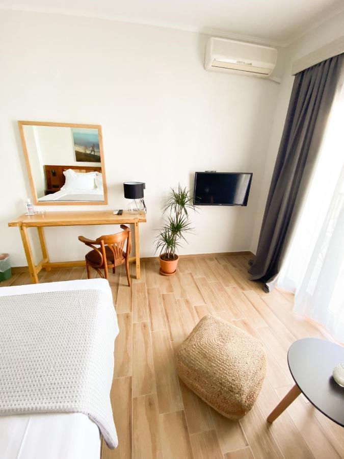 Eleni'S Sea View Adults Only Apartment Pefkochori Exterior photo