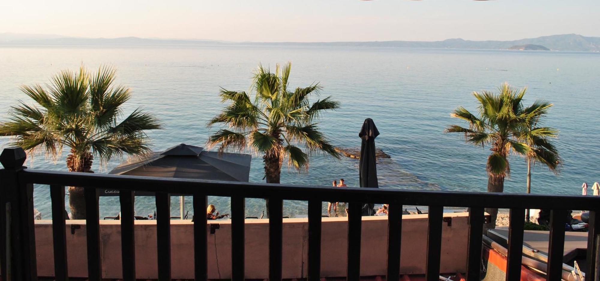 Eleni'S Sea View Adults Only Apartment Pefkochori Exterior photo